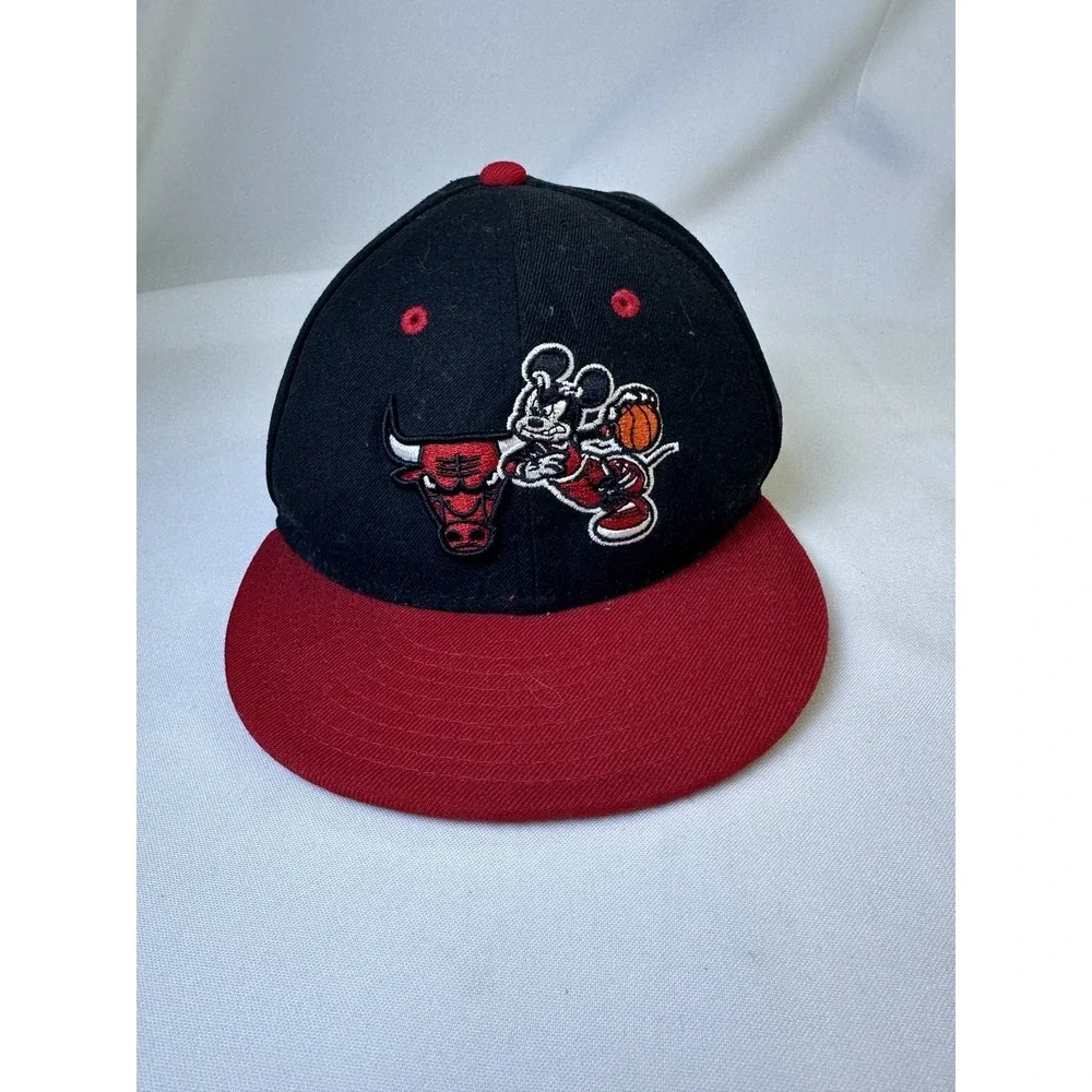 Vintage Chicago Bulls Mickey Mouse Collaboration New Era Hat Youth Size 6.75 Cap